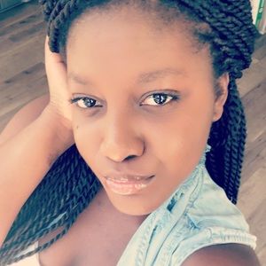 Meet your Posher, Priscilla